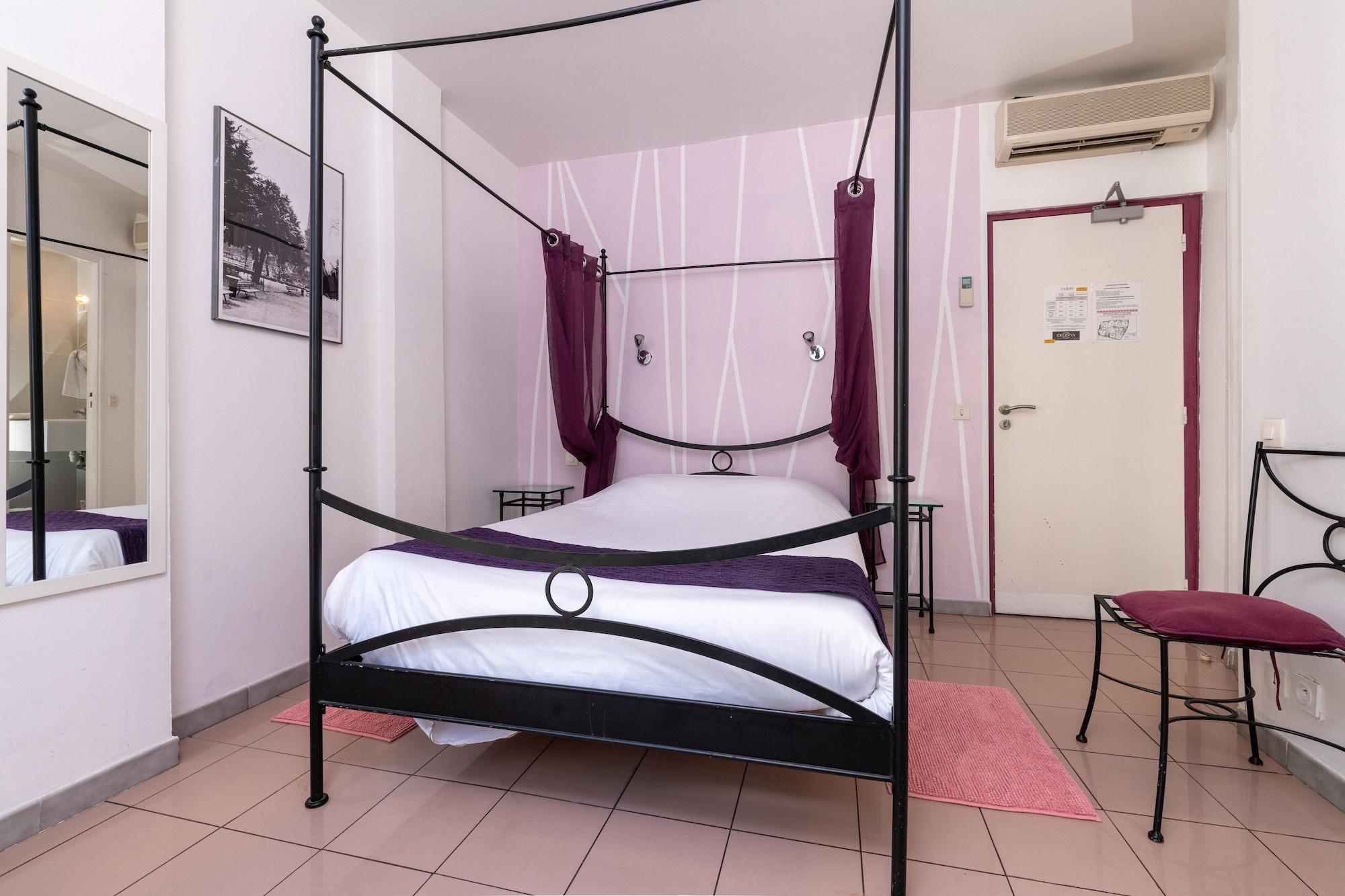 Celenya Hotel Toulon Luaran gambar
