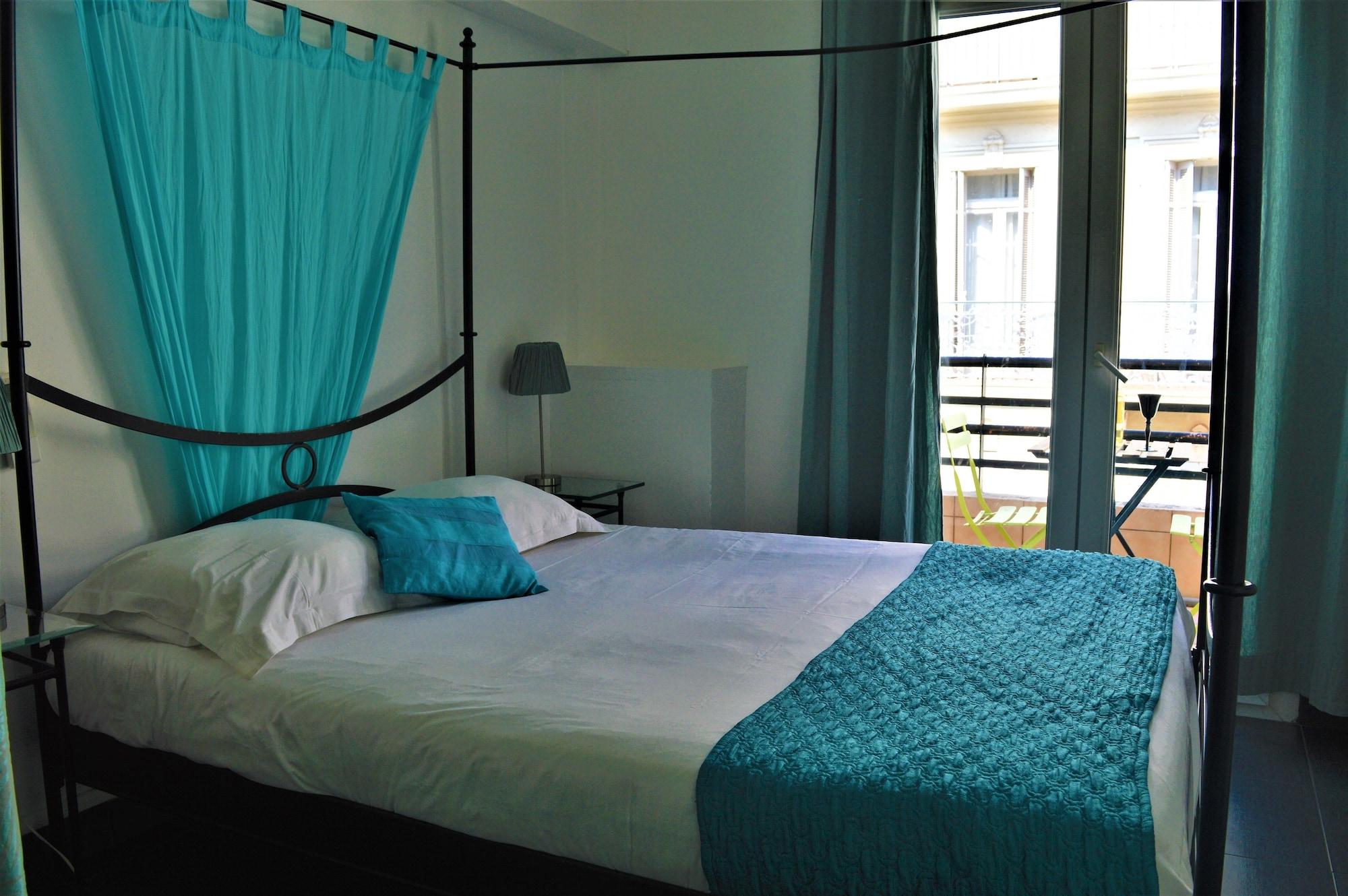 Celenya Hotel Toulon Luaran gambar