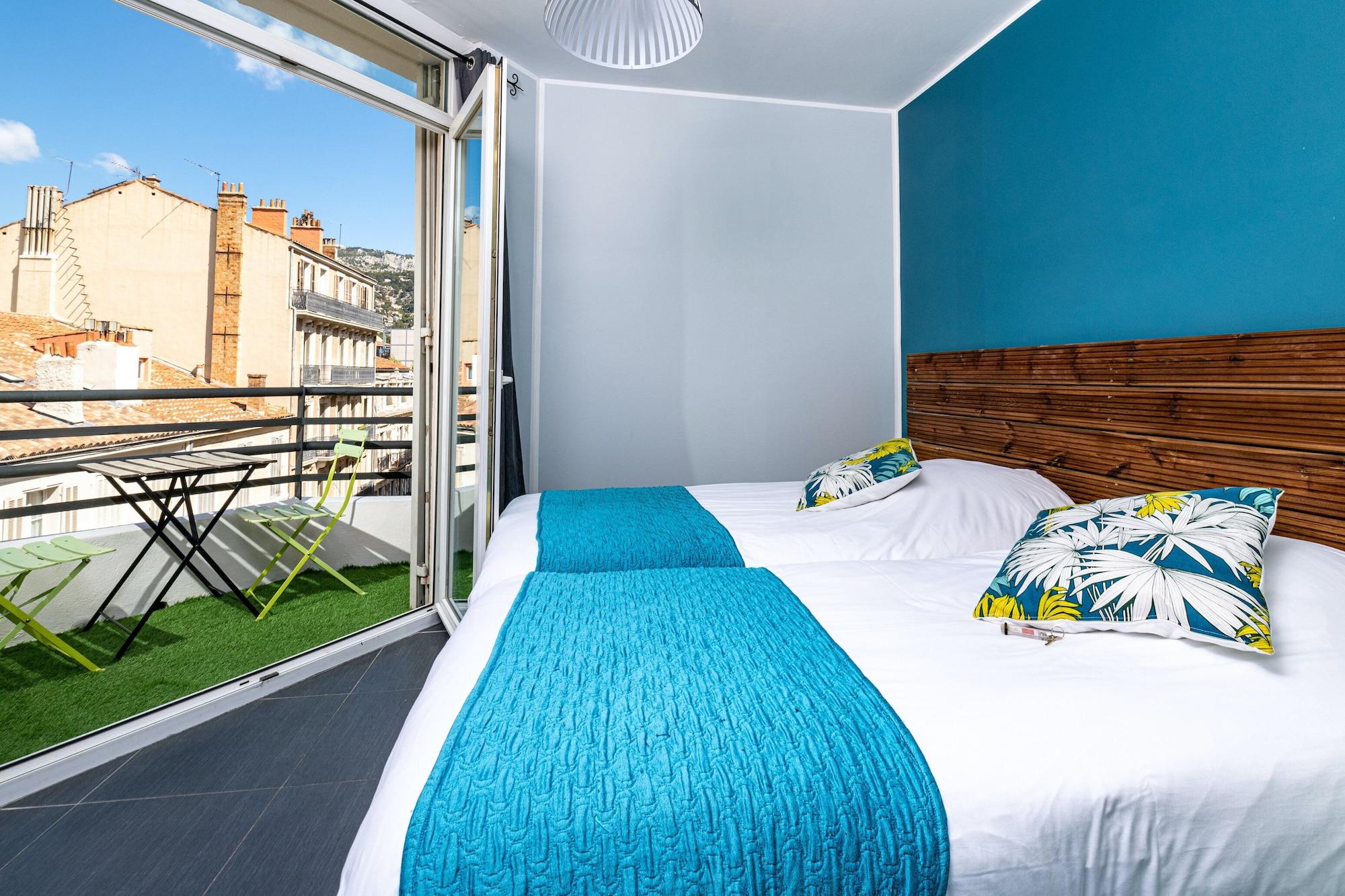 Celenya Hotel Toulon Luaran gambar