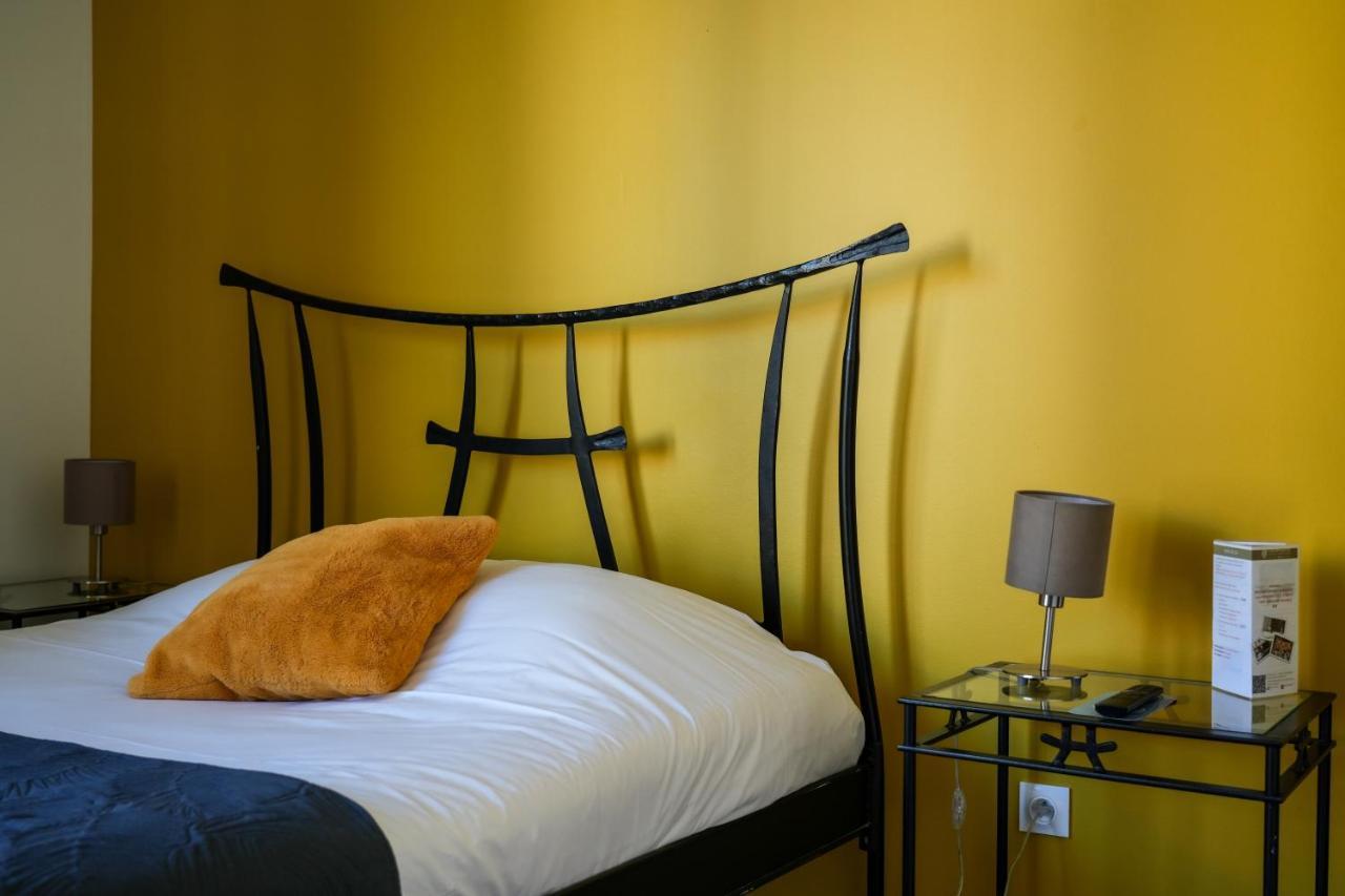 Celenya Hotel Toulon Luaran gambar